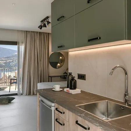 Anthemis Living Апарт-отель